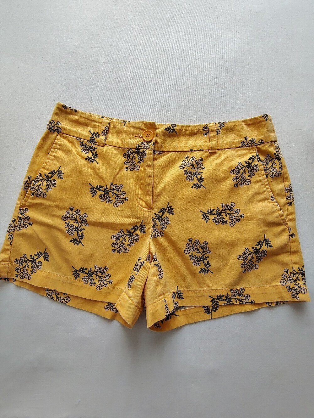 Loft Women’s Yellow Floral Shorts Size 4
